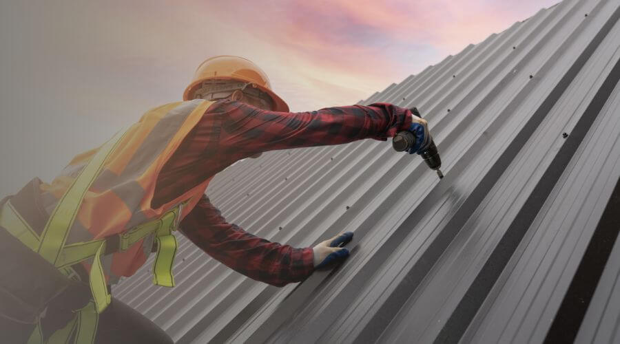 Expert Emergency Roof Repairs services in Edwardsport, IN